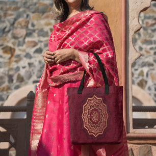 Golden en Crimson Arabesque Style Mandala Tote Bag