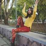 Golden Feather Leggings<br><div class="desc">Een gouden veer op een maroon achtergrond. Dit ontwerp ziet er echt effectief uit op deze Leggings voor vrouwen</div>