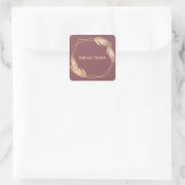 Golden Feathers op Mauve Vierkante Sticker (Tas)
