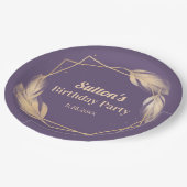 Golden Feathers op Plum Birthday Party Papieren Bordje (Gekanteld)