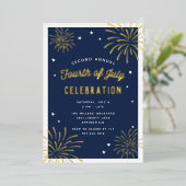 Golden Fireworks Vierde van juli Folie Uitnodiging (Staand Voorkant)