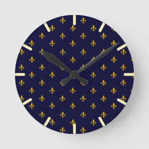 Golden Fleur de Lis op Navy Blue Ronde Klok