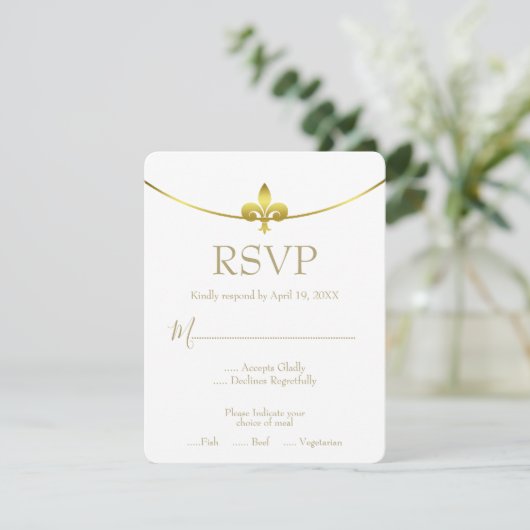 Golden Fleur de Lis Wedding RSVP Kaart (Staand voorkant)