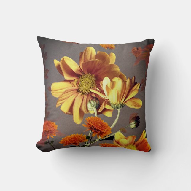 Golden floral Dreams, throw pillow for home Kussen (Voorkant)