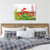 Golden Gate Bridge achter bloemen Canvas Afdruk (Insitu (Slaapkamer))