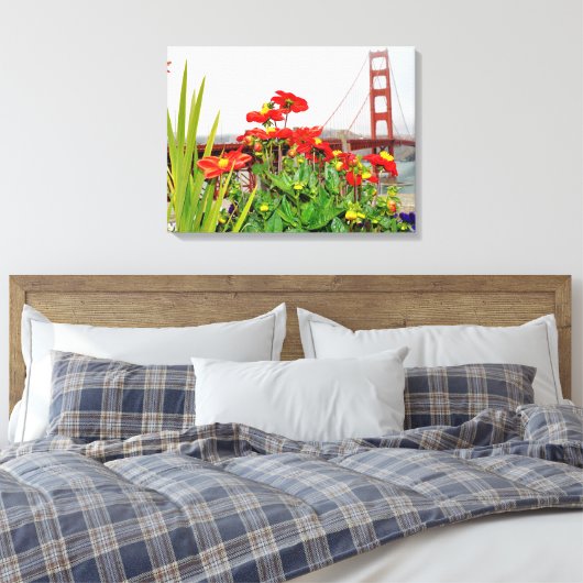 Golden Gate Bridge achter bloemen Canvas Afdruk (Insitu (Slaapkamer))