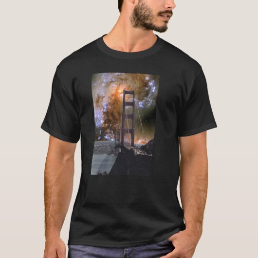 Golden Gate Bridge en Hubble Colliding Galaxies T-shirt (Voorkant)
