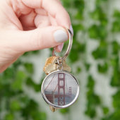 Golden gate bridge in mist. sleutelhanger (Hand)
