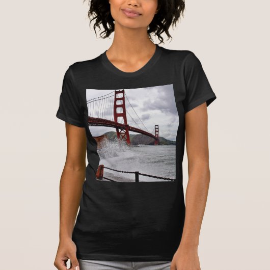 Golden Gate Bridge in San Francisco gezien van For T-shirt (Voorkant)