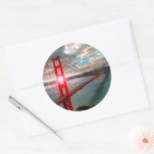 Golden Gate Bridge met Sun Shining through. Ronde Sticker (Envelop)