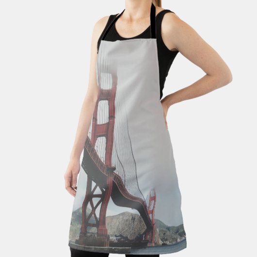 GOLDEN GATE BRIDGE ONDER BLUE SKY OP DAG SCHORT (Insitu)