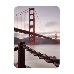 Golden Gate Bridge tegen bergen Magneet