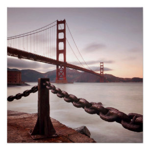 Golden Gate Bridge tegen bergen Perfect Poster