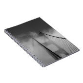 Golden Gate Bridge Tower gehuld in mist Notitieboek (Rechterzijde)