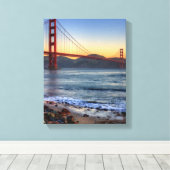 Golden Gate Bridge vanaf de baai van San Francisco Canvas Afdruk (Insitu (Houten vloer))