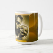 Golden Grace Embrace Koffiemok (Voorkant rechts)