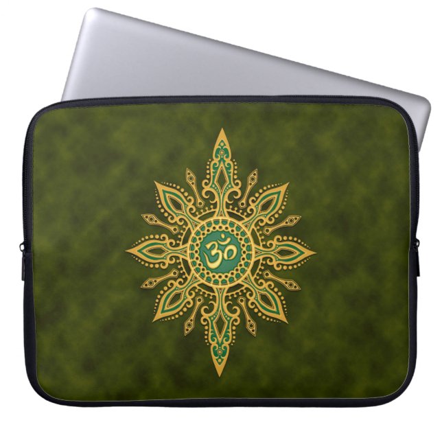 Golden Green Aum Star Laptop Sleeve (Voorkant)