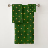 Golden Green Clover Pattern Bad Handdoek (Insitu)