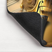 Golden Harmony:  viool op glinsterende noten Muismat (Hoek)