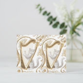 Golden Harp Cat Postcard – Elegant Fantasy Art Briefkaart (Staand voorkant)