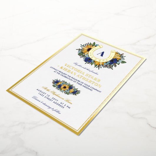 Golden Hoefijzer Blue Sunflower Photo Weddenschap Folie Uitnodiging (Gedraaid)