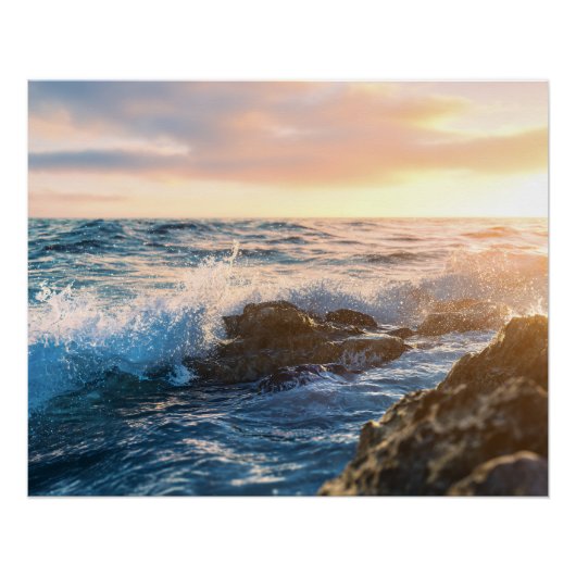 Golden Hour Ocean Waves Crashing on Rocks Sunset Perfect Poster (Voorkant)