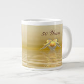 Golden Jubileum Dolphins en Heart Grote Koffiekop (Voorkant rechts)