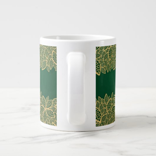 Golden leaf op groene achtergrond grote koffiekop (Achterkant)