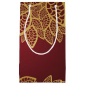Golden leaf op rode achtergrond klein cadeauzakje (Voorkant)
