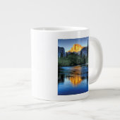 Golden Light op Half Dome Grote Koffiekop (Voorkant rechts)