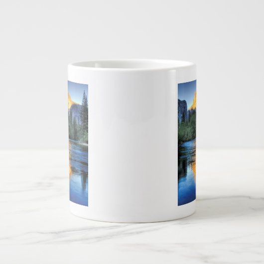 Golden Light op Half Dome Grote Koffiekop (Voorkant)