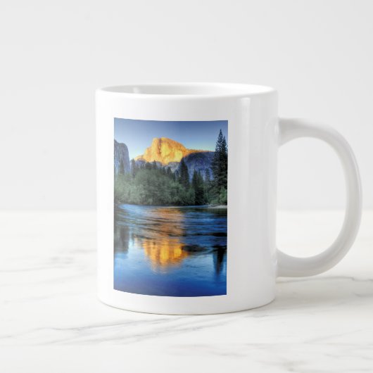 Golden Light op Half Dome Grote Koffiekop (Rechts)
