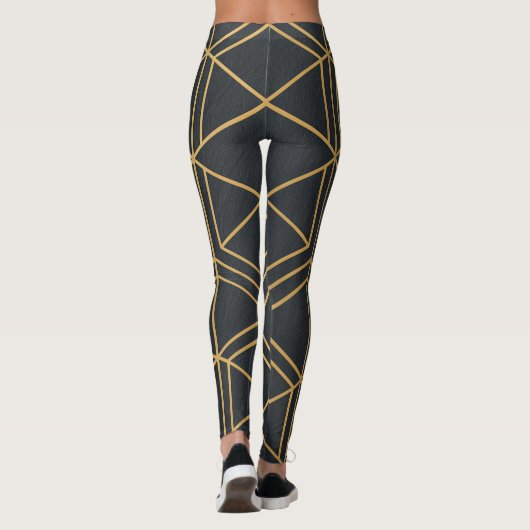 Golden Line Geometry – Seamless Elegant Geometric Leggings (Achterkant)