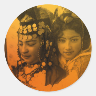 Golden Maghreb Ouled Naïl Berber Girl Vrouw Woman Ronde Sticker