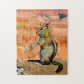 Golden Mantled Ground Squirrel. Legpuzzel (Verticaal)