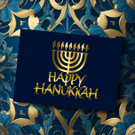 Golden Menorah Flames Happy Hanukkah-Kaart<br><div class="desc">Vakantiegerelateerde items ontworpen door Umua. Gedrukt en verzonden door Zazzle of hun gelieerde ondernemingen.</div>