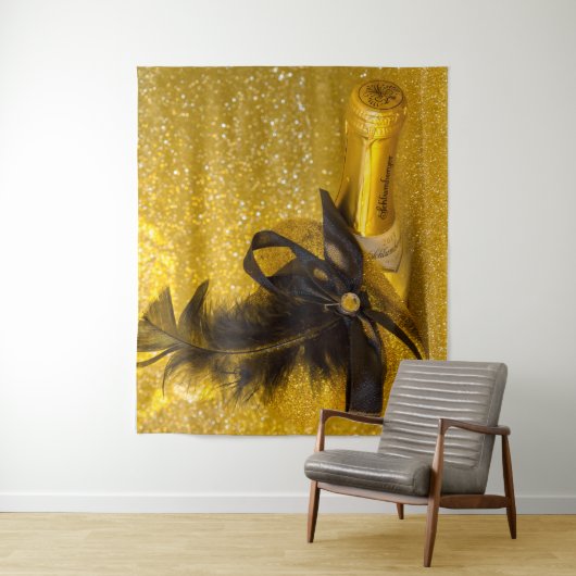 Golden New Years Flapper Pet Wandkleed (In situ)