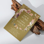 Golden Olive Vrijgezellenfeest | Rustic Boho Garde Kaart<br><div class="desc">Vier in stijl met deze stijlvolle bruidsdoucheuitnodiging, met waterverf blozende bloemen op een gouden olijfachtergrond. De rijke aardetinten maken het een perfecte keuze voor rustieke, boho of moderne vrijgezellenfeesten, of u nu een voorjaarstuinfeest, een zomerbrunch, een gezellige herfst-bijeenkomst of een chique winterevenement organiseert. Deze aanpasbare uitnodiging bevat ruimte voor uw...</div>