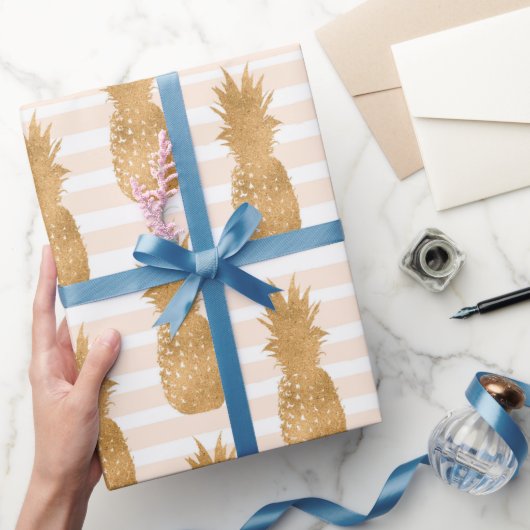 Golden Pineapples Pattern Tropical Cadeaupapier (Geschenken)