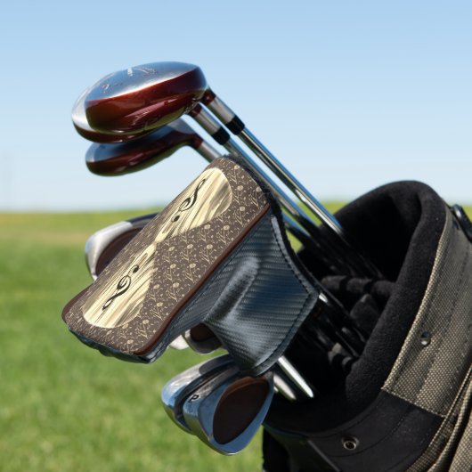 Golden Plectron – Stijlvol design voor muziekliefh Golfheadcover (Insitu)
