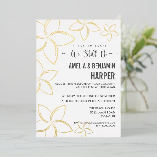 Golden Plumeria Vow Renewal Uitnodiging die we nog (Staand Voorkant)
