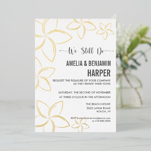 Golden Plumeria Vow Renewal Uitnodiging die we nog (Staand Voorkant)