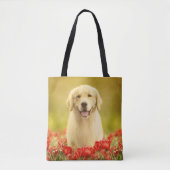 Golden Retirever in Red Flowers Tote Bag (Voorkant)