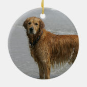 Golden Retreiver in het Zee Keramisch Ornament (Achterkant)