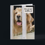 Golden Retriever 64th Birthday Humor Kaart<br><div class="desc">Golden Retriever hond die door een houten dek naar het graven kijkt voor een grappige 64ste verjaardag van een paar of een groep. De tekst kan worden bewerkt.</div>