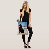 Golden Retriever aangepaste naam Memorial Silhouet Tote Bag (Op model)