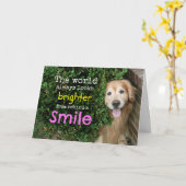Golden Retriever achter een glimlach Kaart (Gele Bloem)