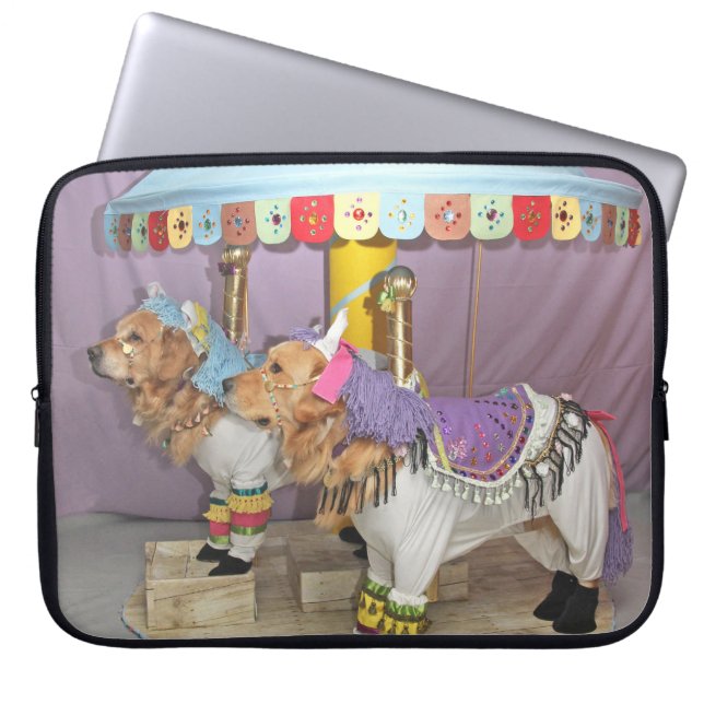 Golden Retriever Carousel Laptop Sleeve (Voorkant)