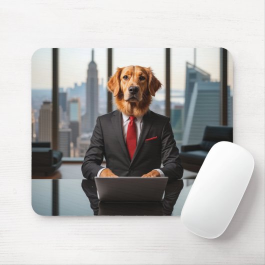 Golden Retriever CEO in een moderne Kantoor Muismat (Met muis)