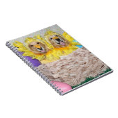 Golden Retriever Chicken in een Nest Notitieboek (Rechterzijde)